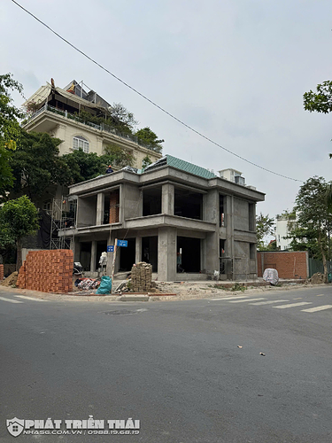 Bán biệt thự Trần Não Q2 6